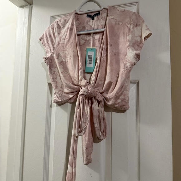 Shore Tops - SHORE Pink Tie-Front Women's Top L NWT